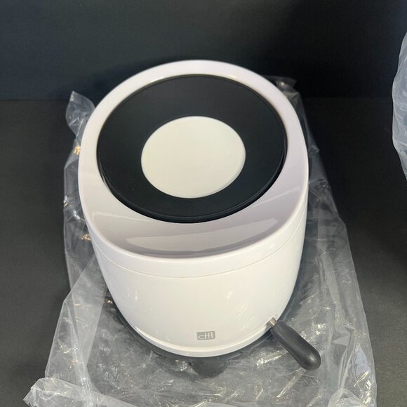 DFL Stixx Suctionware White 3 & 5 Quart Mixing Bowl Set w/ Concave Suction Base - Picture 2 of 5